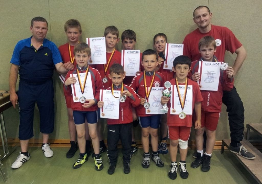 Starkes Ergebnis unserer Ringermannschaft beim 28. Gottfried-Becker-Turnier in Kahl