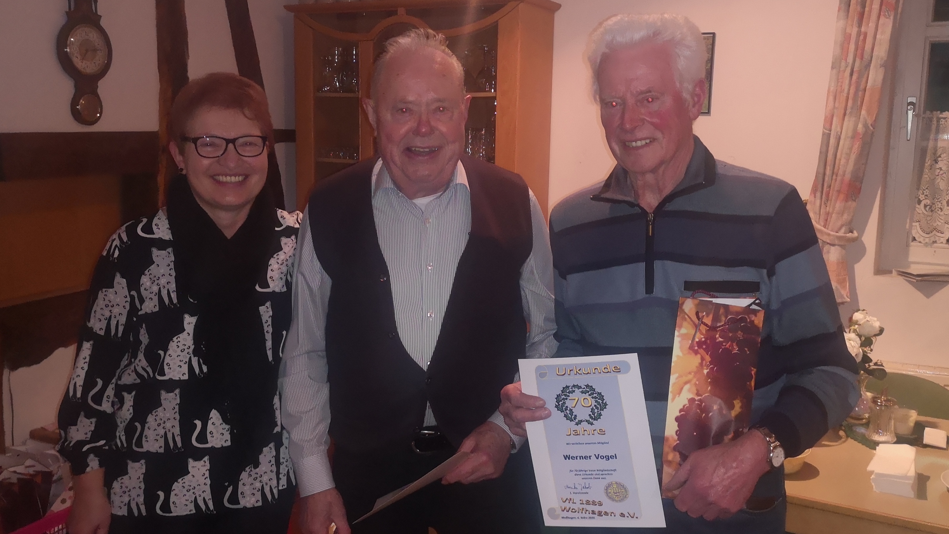 Unser Archivbild zeigt die letzte Ehrung von W.Heinemann und W.Vogel