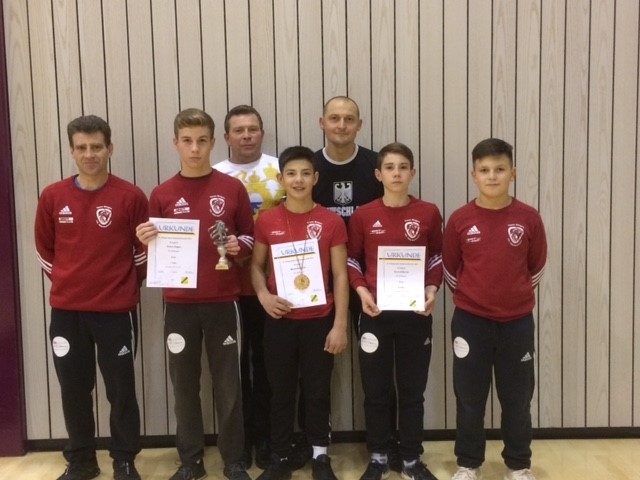 Wölfe gleich 3x auf dem Treppchen beim größten intern. Turnier in Deutschland