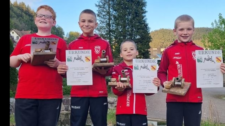 Mini-Wölfe machen fette Beute