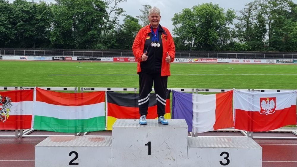 Breaking-News: Petra Simshäuser holt bei EM am ersten Tag 2x Gold !